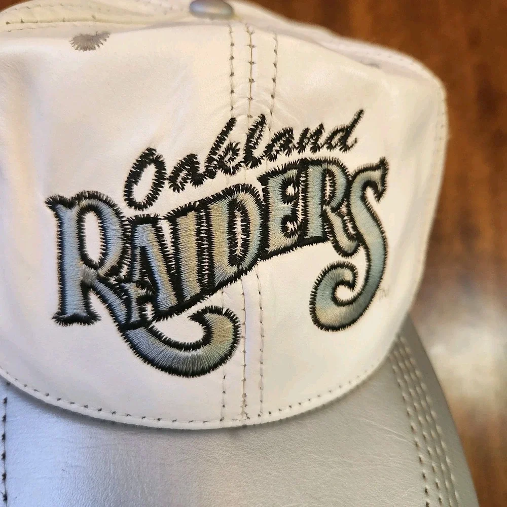 Vintage Oakland Raiders Hat Snap Back Genuine Leather USA‎ Made 90s NFL Logo